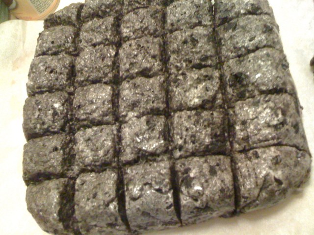 Vyvacious || Oreo Treats cut into squares Vyvacious || Oreo Treats cut into squares