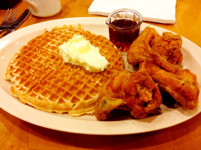 Roscoe's Obama Special = 3 wings + waffle